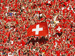 Teamerlebnis Töggelikastenbau mit WM Meisterspiel Teamerlebnis Töggelikastenbau mit WM Meisterspiel